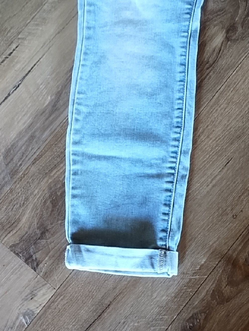 LC Lauren Conrad Light Blue Distressed Jeans - Picture 8 of 14